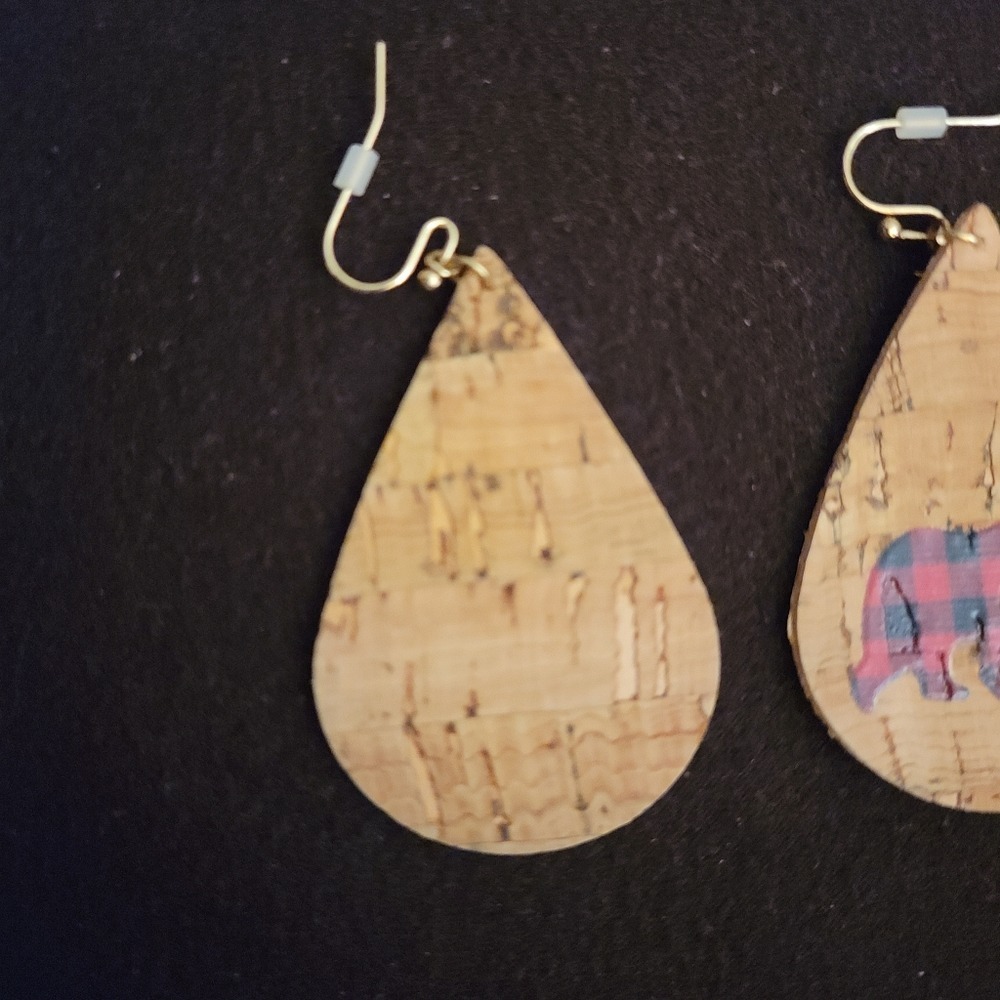 Mama Bear Teardrop Drop Earrings Red and Black Buffalo Check on cork New - Picture 2 of 2